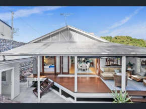 Walk to STADIUM Gorgeous 3Bed 2Bath House CITY Townsville